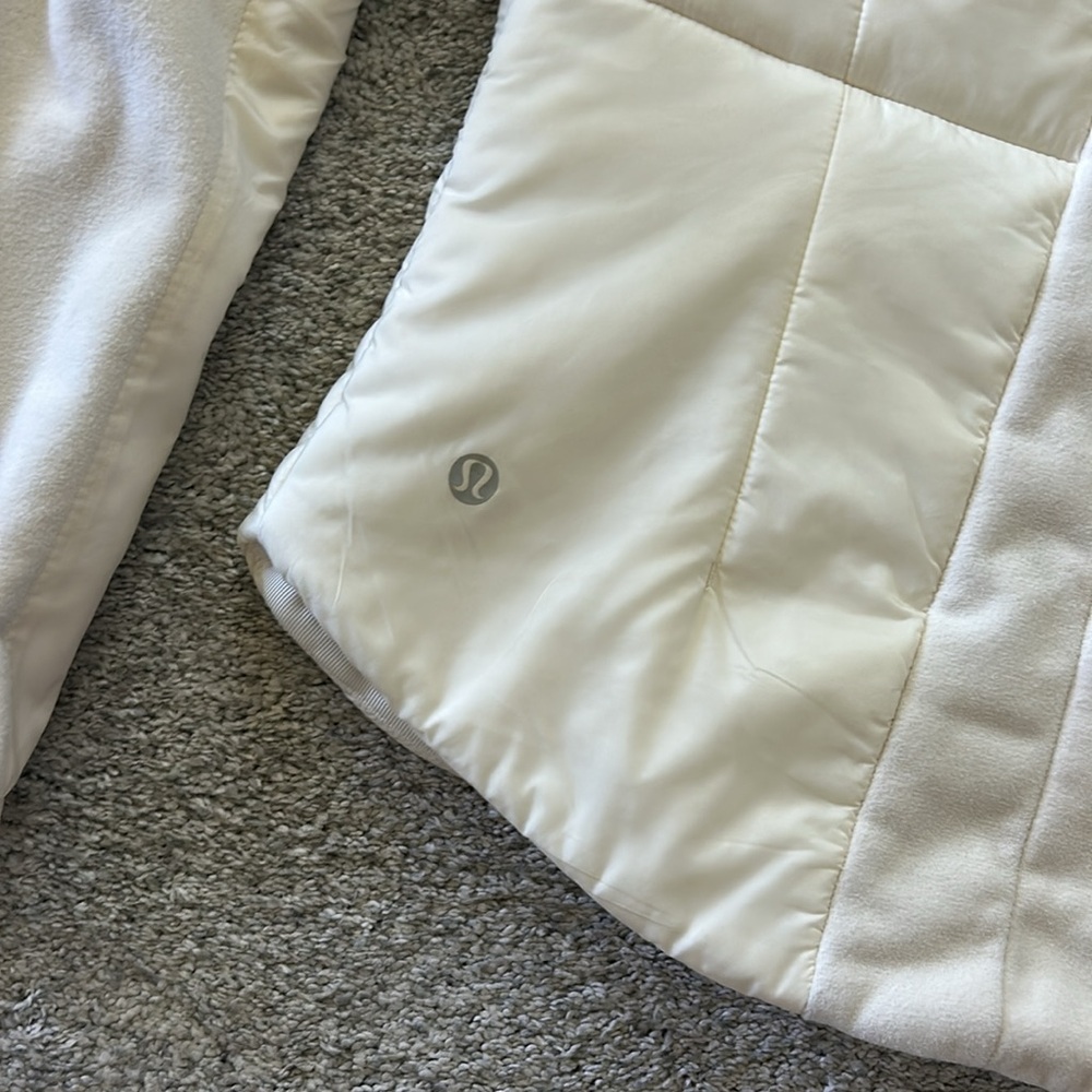 Lululemon Athletica St Moritz Jacket - Picture 9 of 14